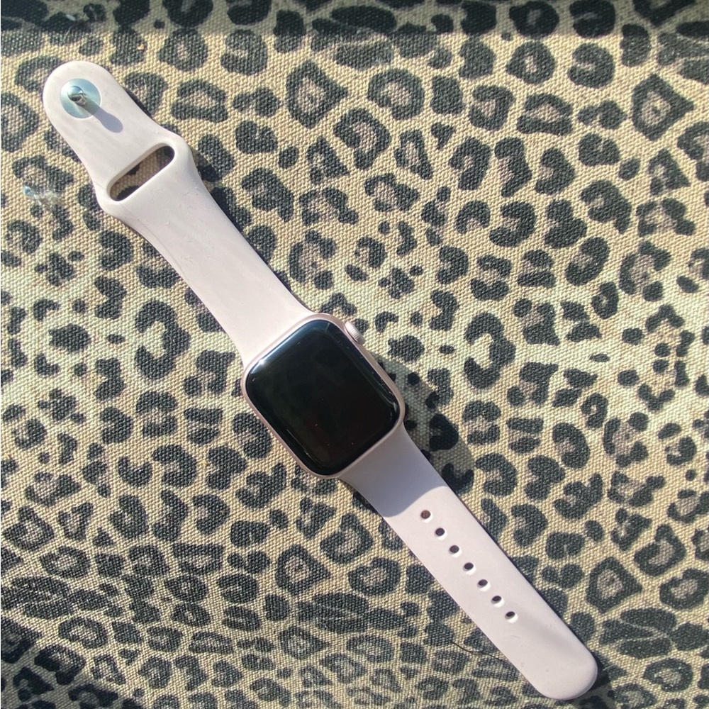 Apple Watch Series 9 41mm Aluminum Light Pink (GPS)